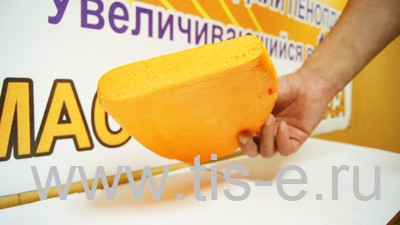 Пеномасса имеет закрытопористую структуру, что припятствует проникновению влаги и пара через материал. Пеномасса имеет закрытопористую структуру, что припятствует проникновению влаги и пара через материал.